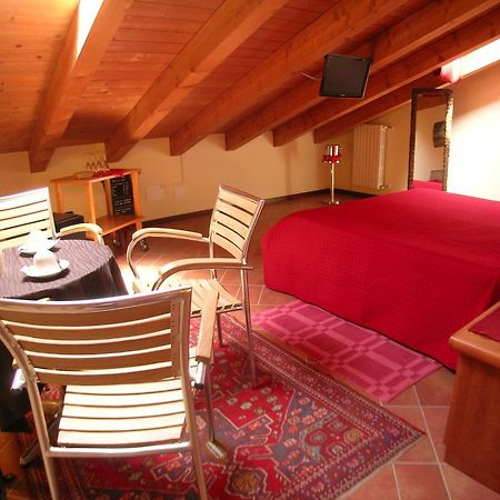 Corte Nuova Appartement Valeggio sul Mincio Buitenkant foto
